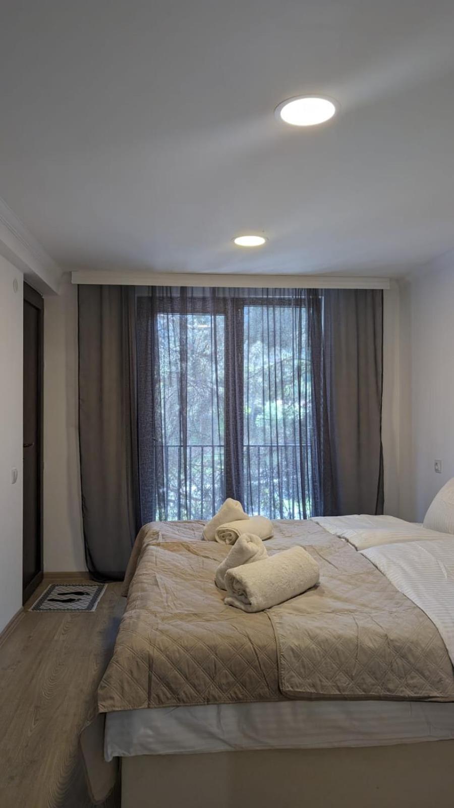 Shara Hotel Μέστια Εξωτερικό φωτογραφία